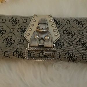 Guess wallet